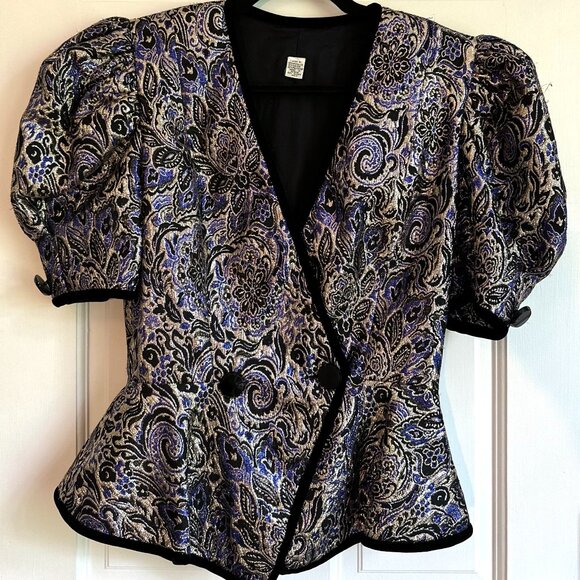1980s Metallic Brocade Floral A.J. Bari-Style Puff Sleeve Peplum Blouse - 4 - Picture 1 of 6